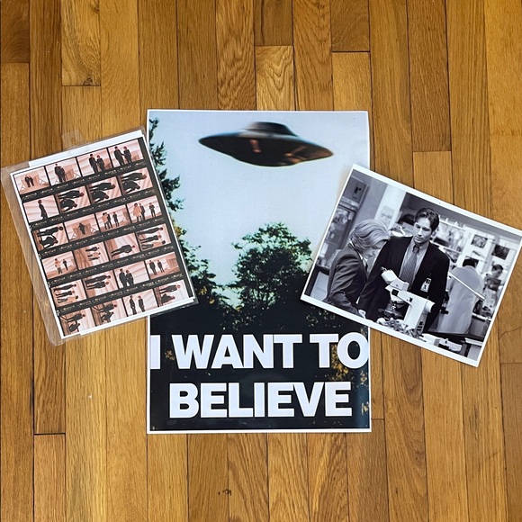 x-files Other - Lot of 3! X-Files Memorabilia - “I Want to Believe” Poster and Stills